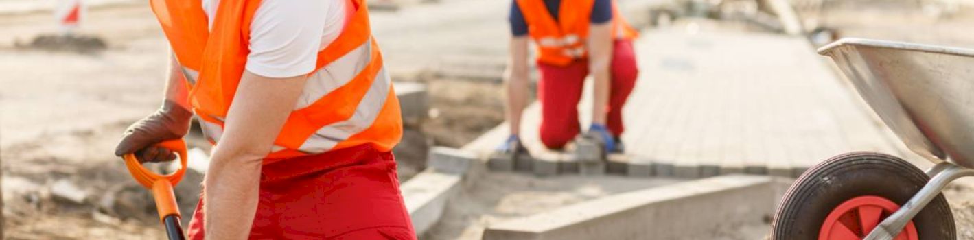 Encontrar obras de instalação de pavimentação e rede diversificada (VRD)